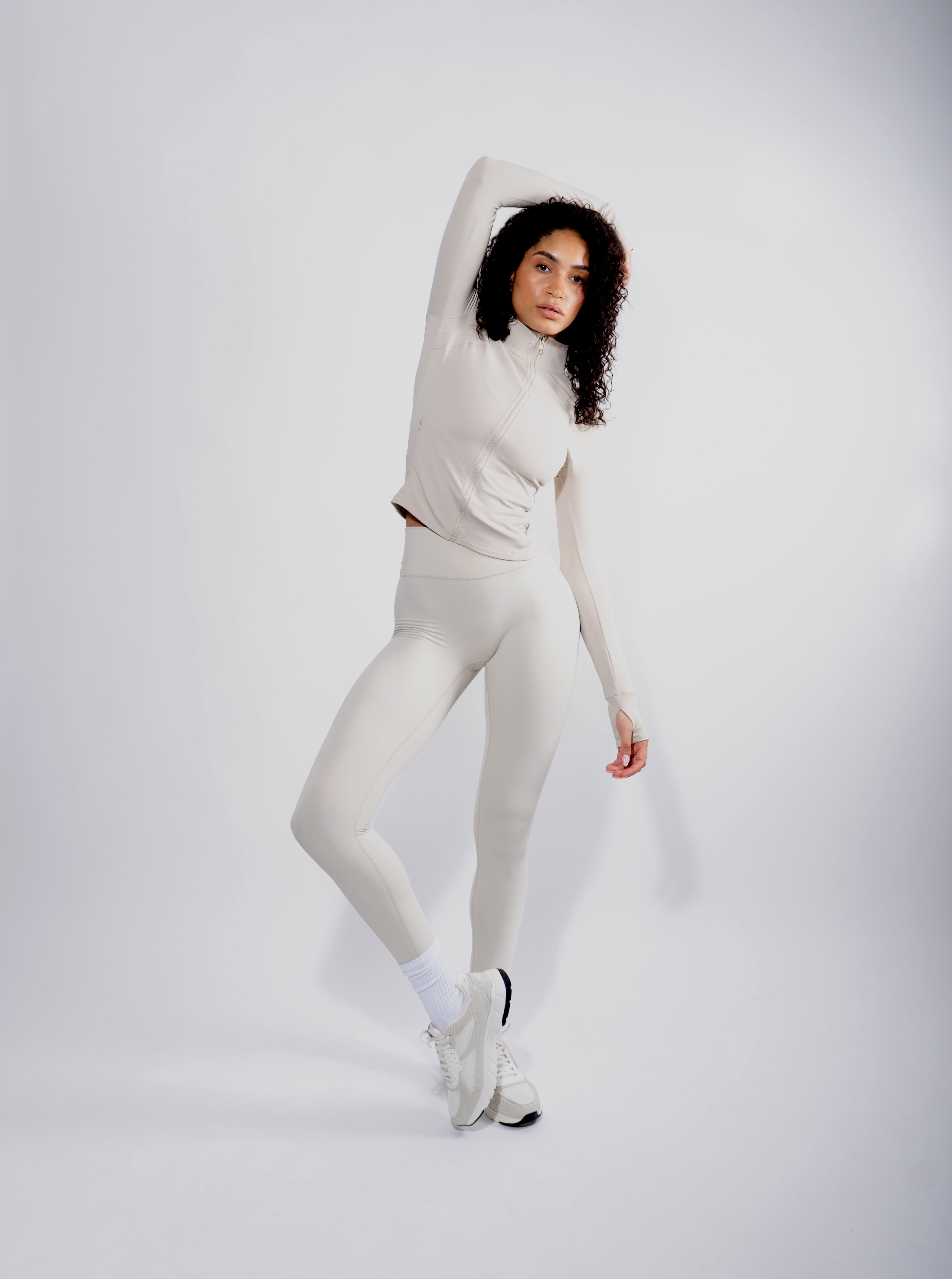 long sleeve thumb hole sports jacket